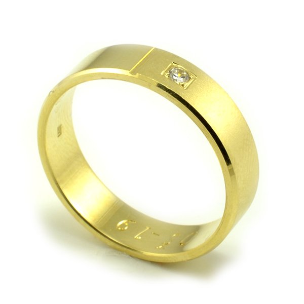 Svadobné obrúčky zo žltého zlata ploché široké 5,5 mm - dámska