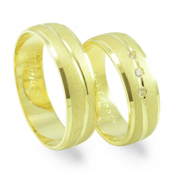 Svadobné obrúčky zo žltého zlata s vlnkou