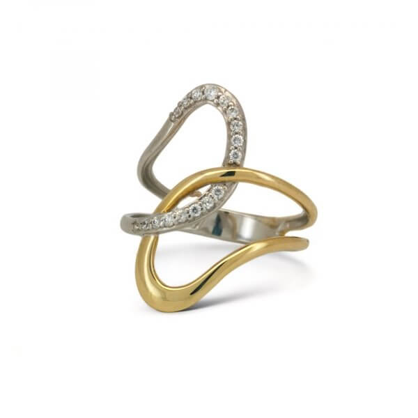 Prsteň z kombinovaného zlata.