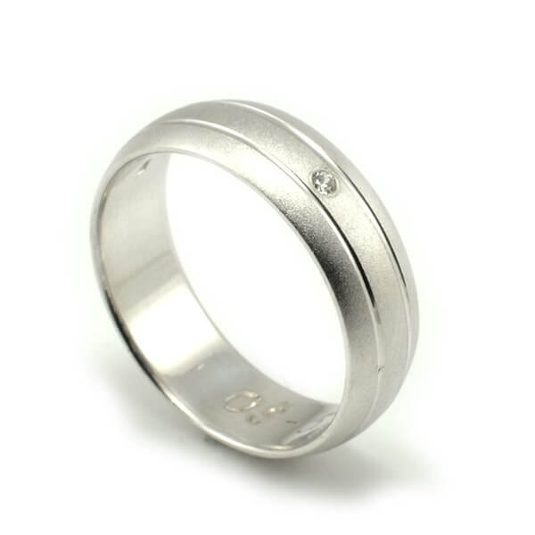 Svadobné obrúčky z bieleho zlata matné, jeden zirkón